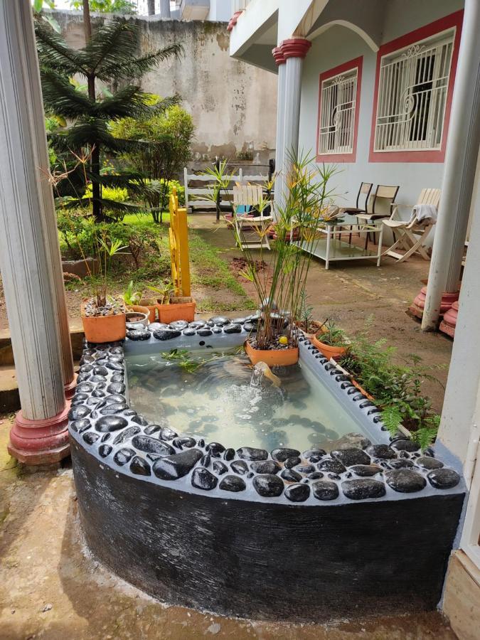 Residence Jardin Tropical ยาอุนเด ภายนอก รูปภาพ