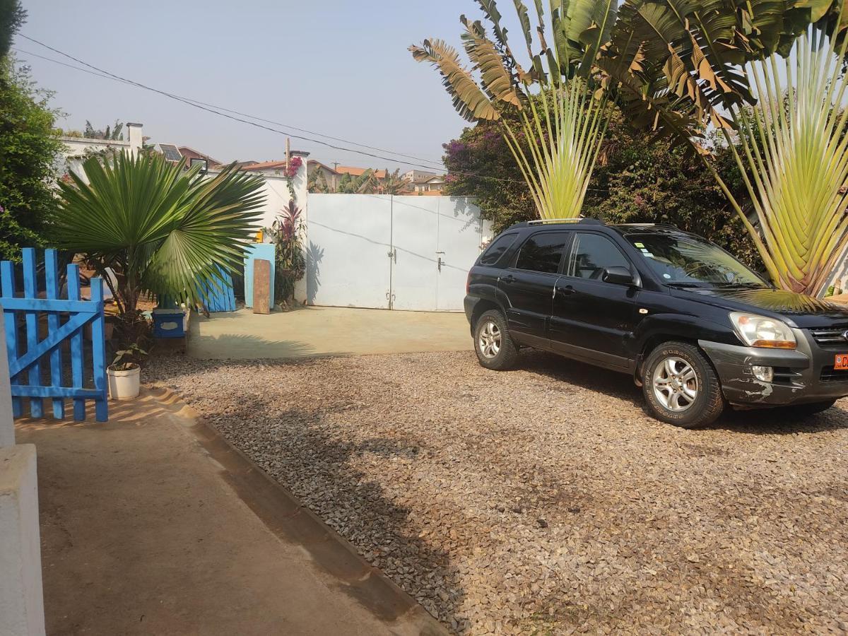 Residence Jardin Tropical ยาอุนเด ภายนอก รูปภาพ