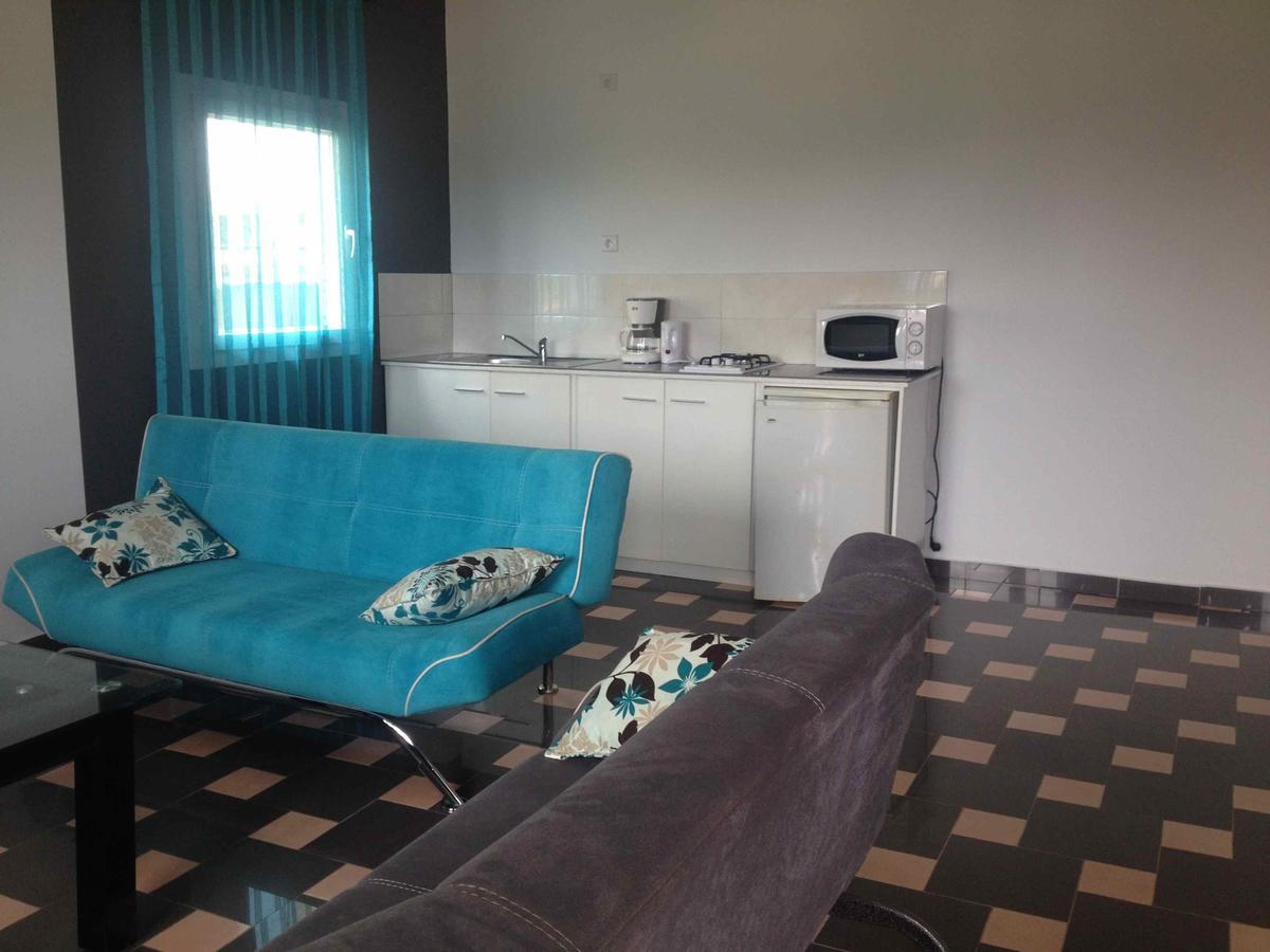 Residence Jardin Tropical ยาอุนเด ภายนอก รูปภาพ